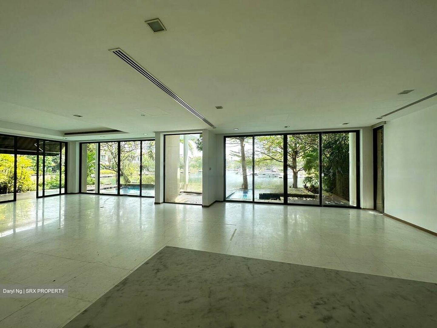 Ocean Drive (D4), Detached #460478951